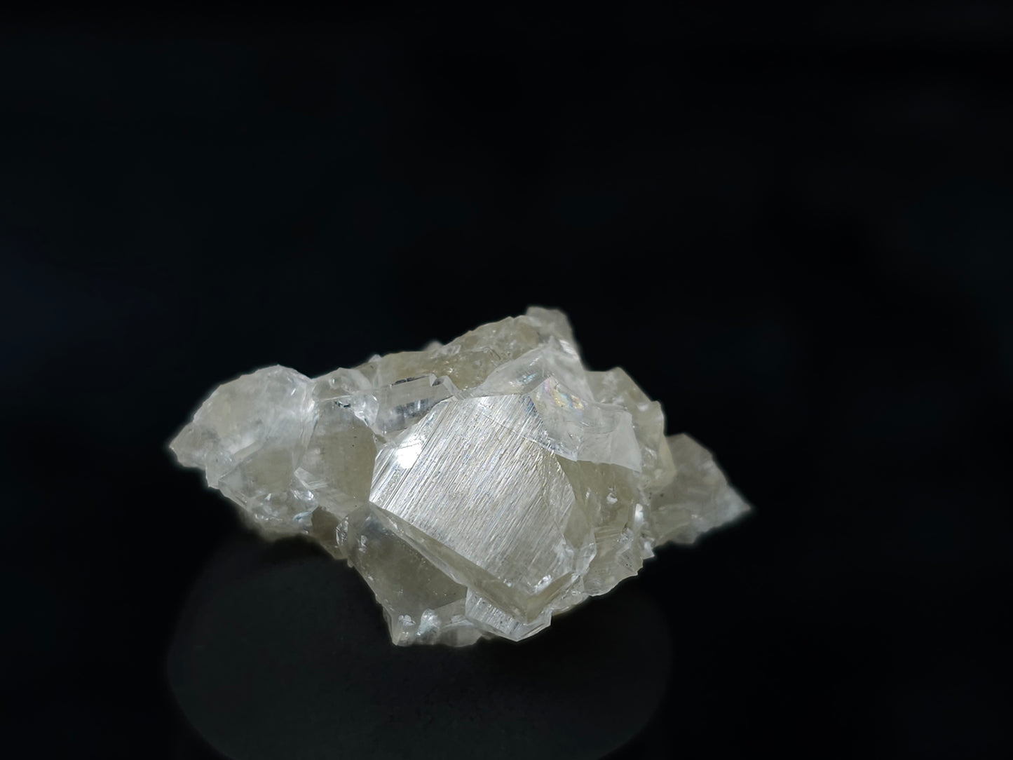 #33599 Super clear Nailhead Spar Calcite tiny cluster