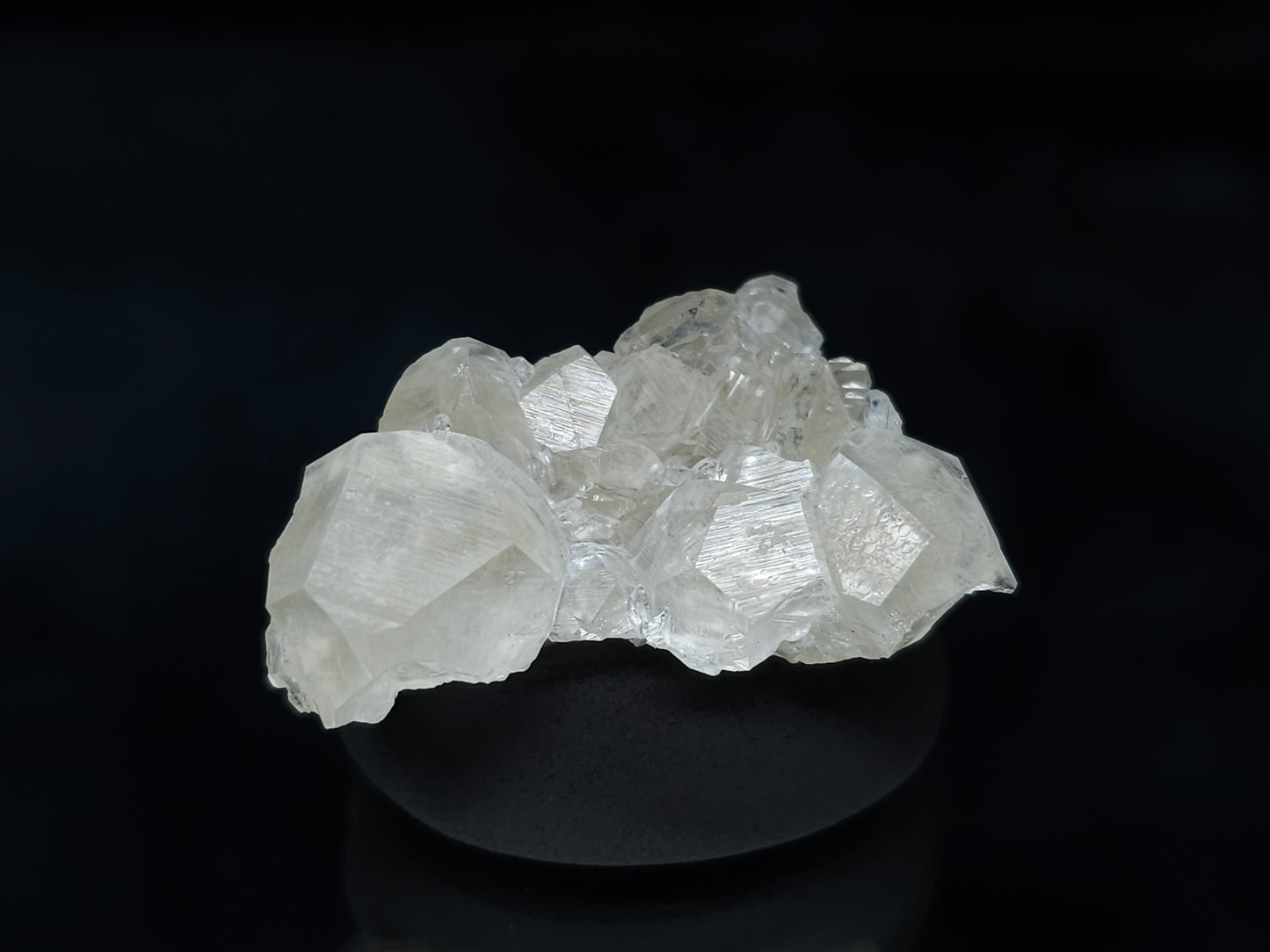 #33600 Super clear Nailhead Spar Calcite tiny cluster