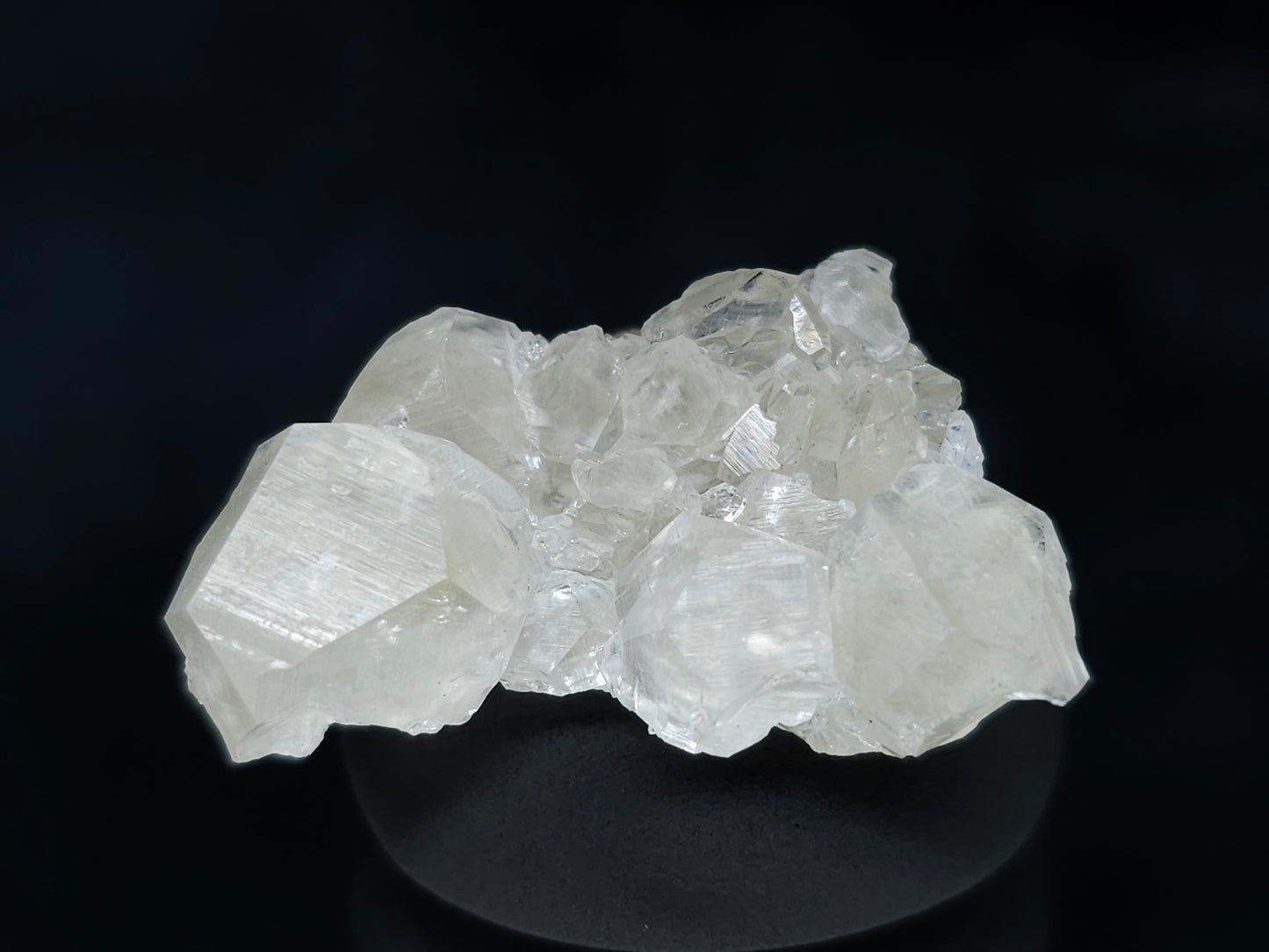 #33600 Super clear Nailhead Spar Calcite tiny cluster