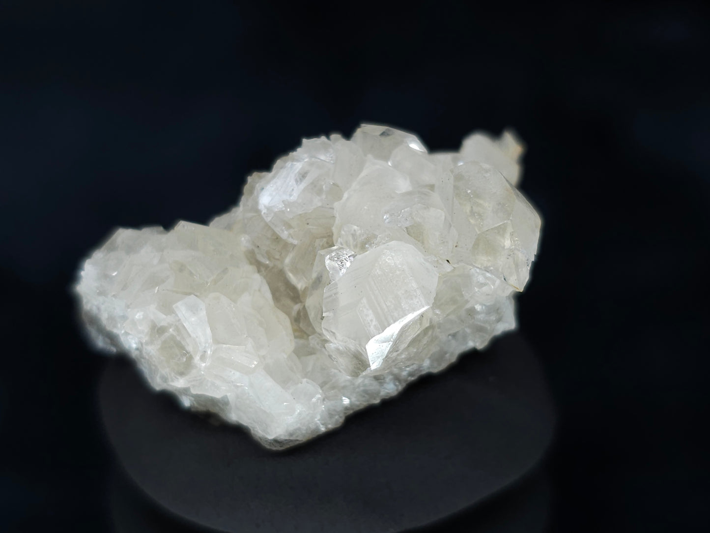 #33601 Super clear Nailhead Spar Calcite tiny cluster