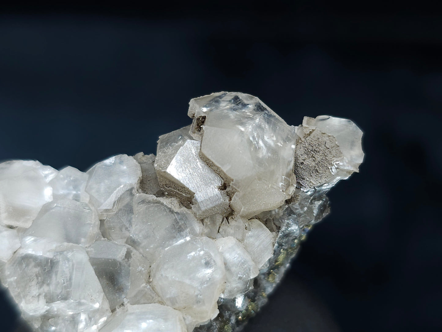 #33603 Twin clear phantom Nailhead Spar Calcite tiny cluster