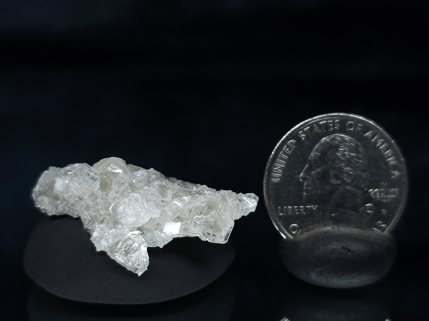 #33608 Super clear Nailhead Spar Calcite tiny cluster