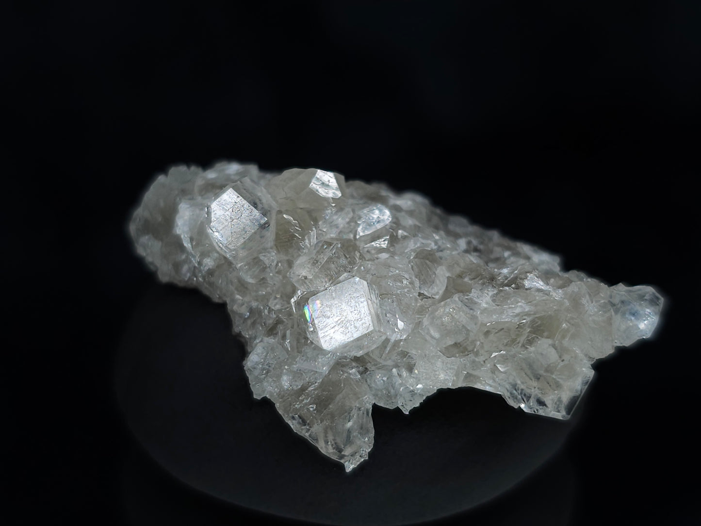 #33608 Super clear Nailhead Spar Calcite tiny cluster