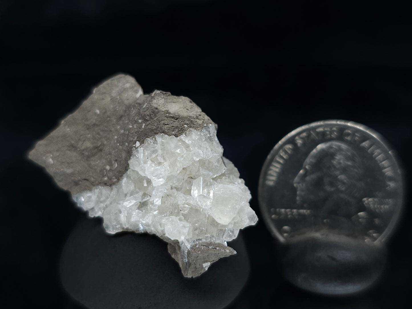 #33616 Super clear Nailhead Spar Calcite tiny cluster