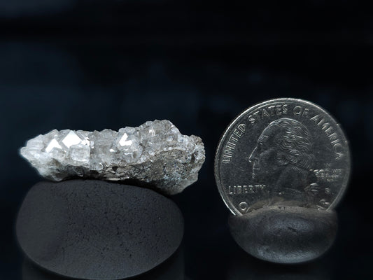 #33618 Super clear Nailhead Spar Calcite tiny cluster