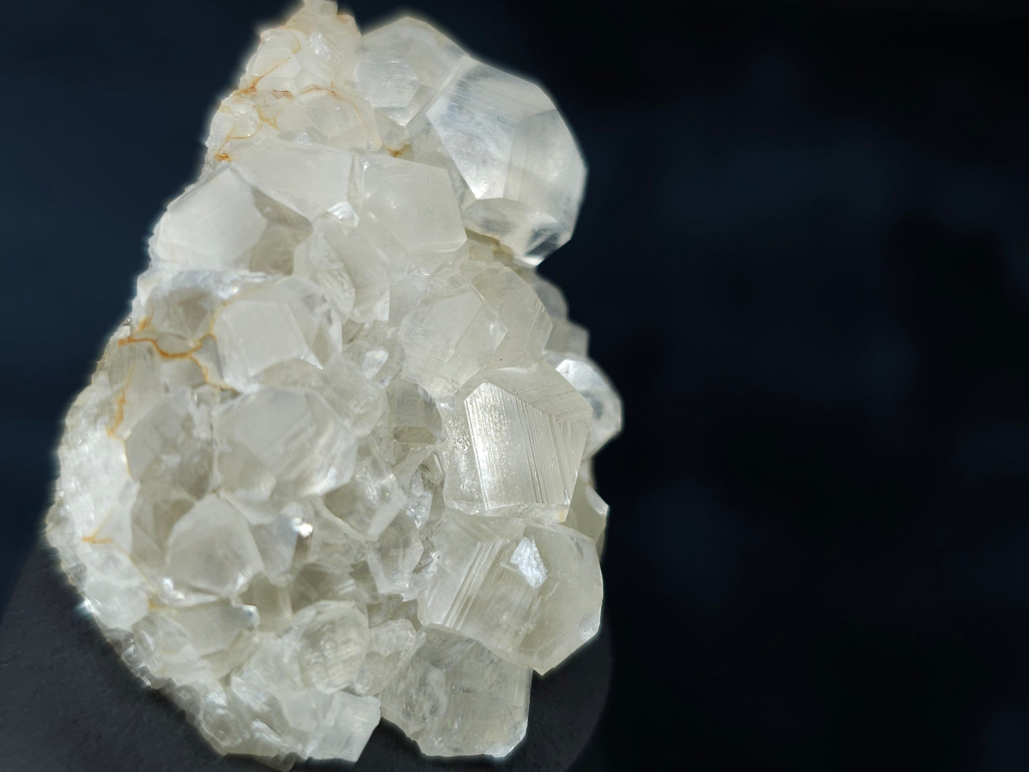 #33621 Super clear Nailhead Spar Calcite tiny cluster