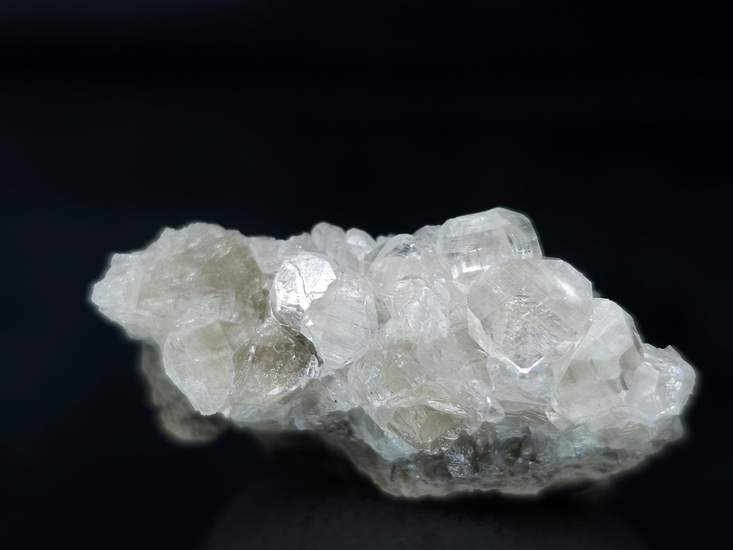 #33627 Super clear Nailhead Spar Calcite tiny cluster
