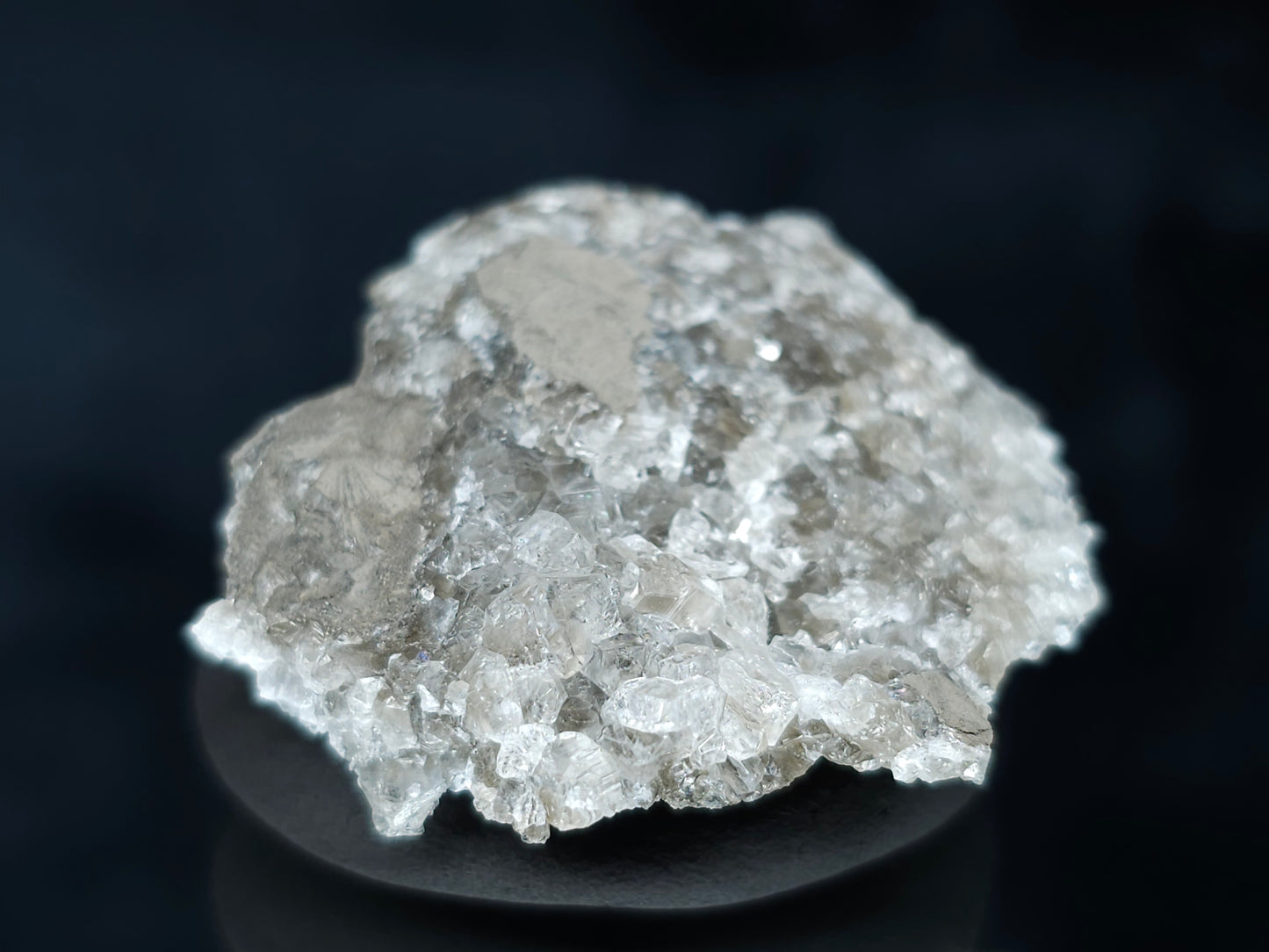 #33628 Super clear Nailhead Spar Calcite tiny cluster