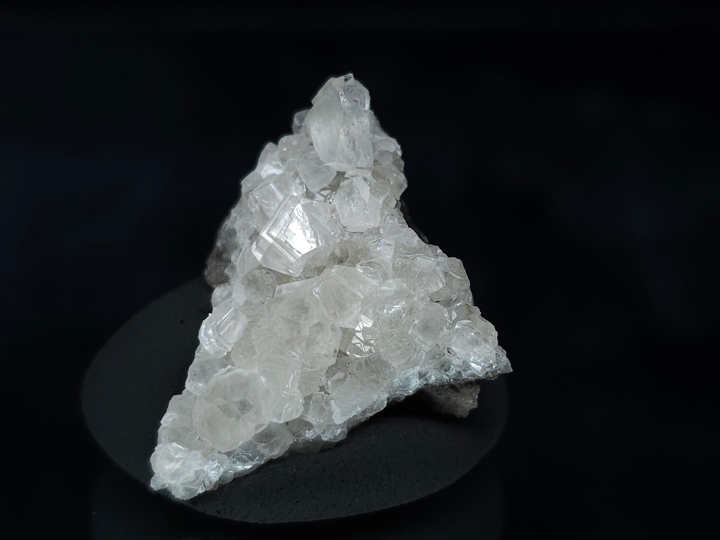 #33630 Super clear Nailhead Spar Calcite tiny cluster