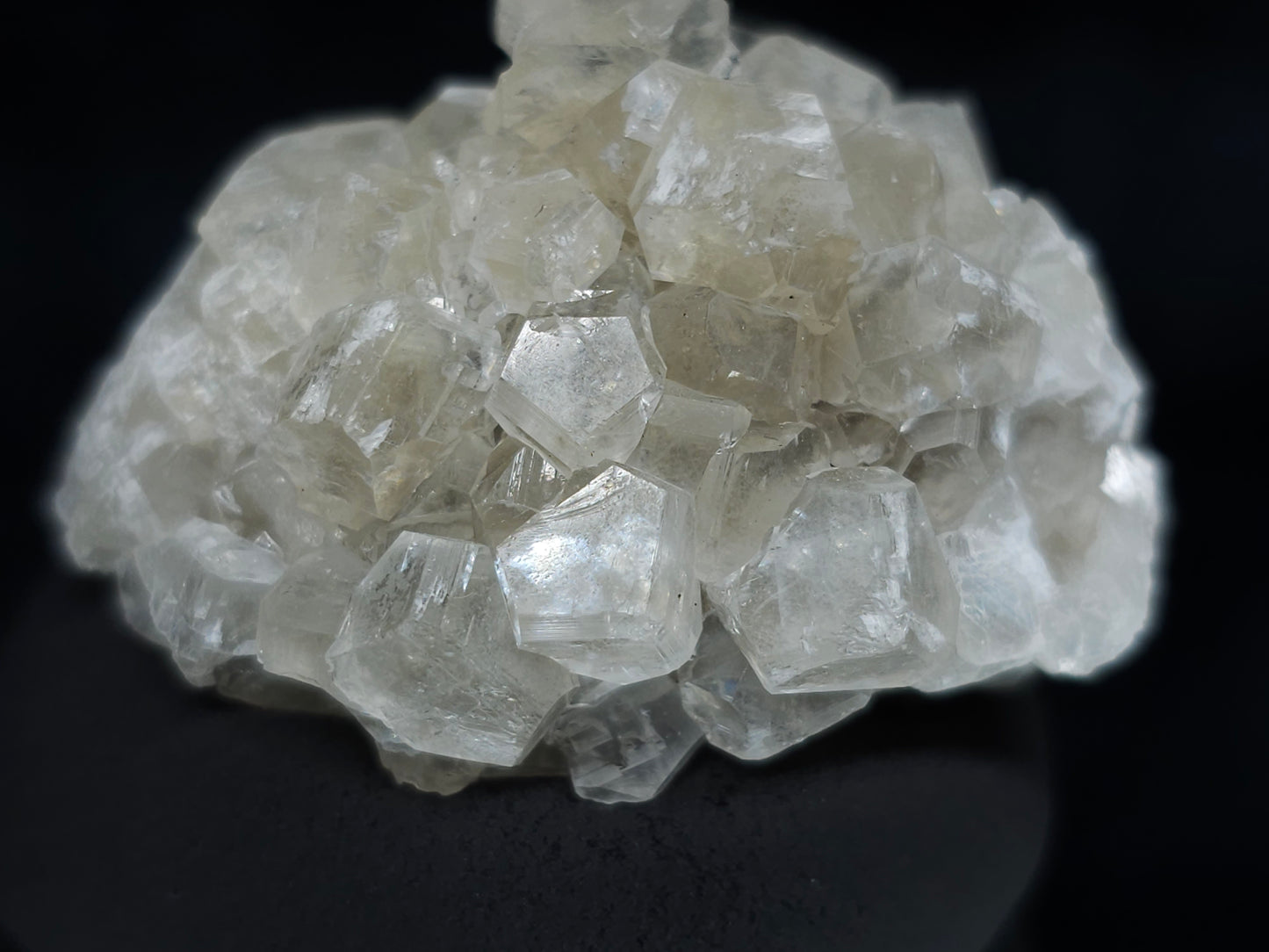 #33634 Super clear Nailhead Spar Calcite tiny cluster