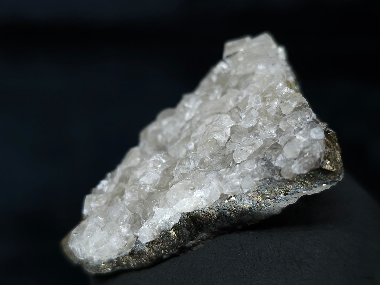 #33635 Super clear Nailhead Spar Calcite tiny cluster and Chalcopyrite ore and multiple small fossils in the matrix