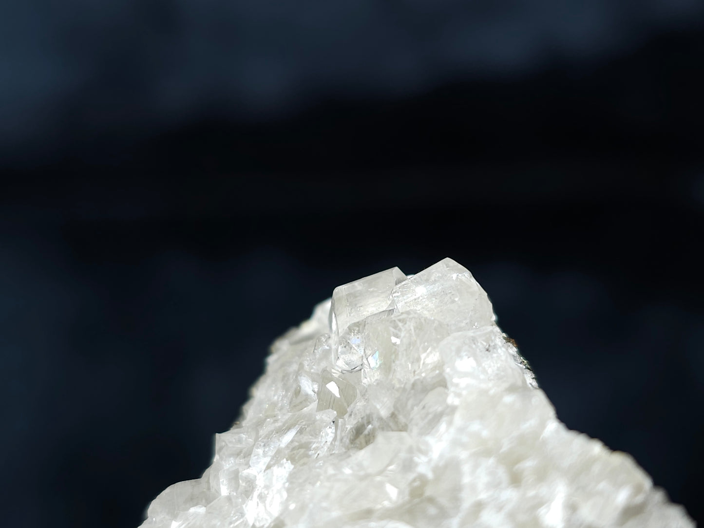 #33635 Super clear Nailhead Spar Calcite tiny cluster and Chalcopyrite ore and multiple small fossils in the matrix