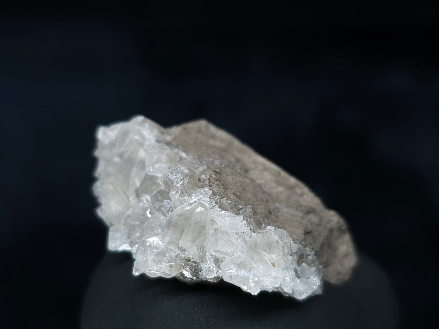 #33638 Super clear Nailhead Spar Calcite tiny cluster Chalcopyrite ore and multiple small fossils in the matrix