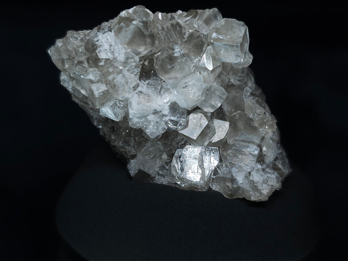 #33640 Super clear Nailhead Spar Calcite tiny cluster