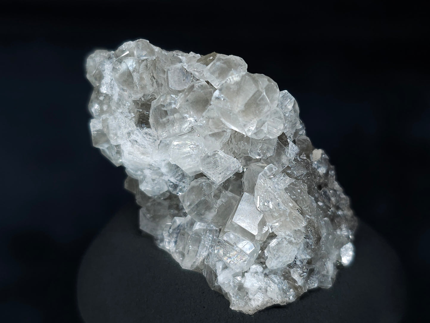 #33640 Super clear Nailhead Spar Calcite tiny cluster
