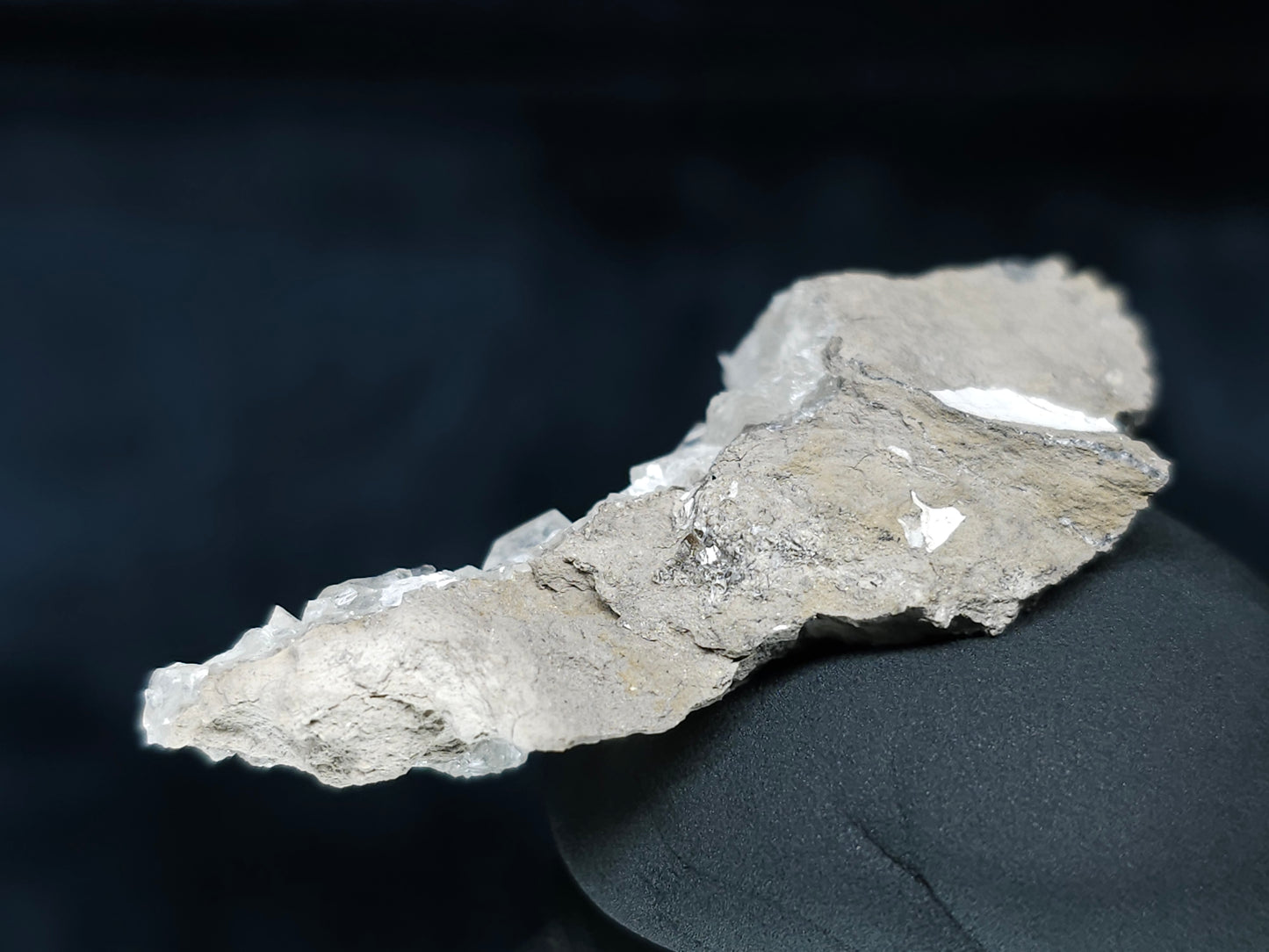#33642 Super clear Nailhead Spar Calcite tiny cluster and Chalcopyrite ore and multiple small fossils in the matrix