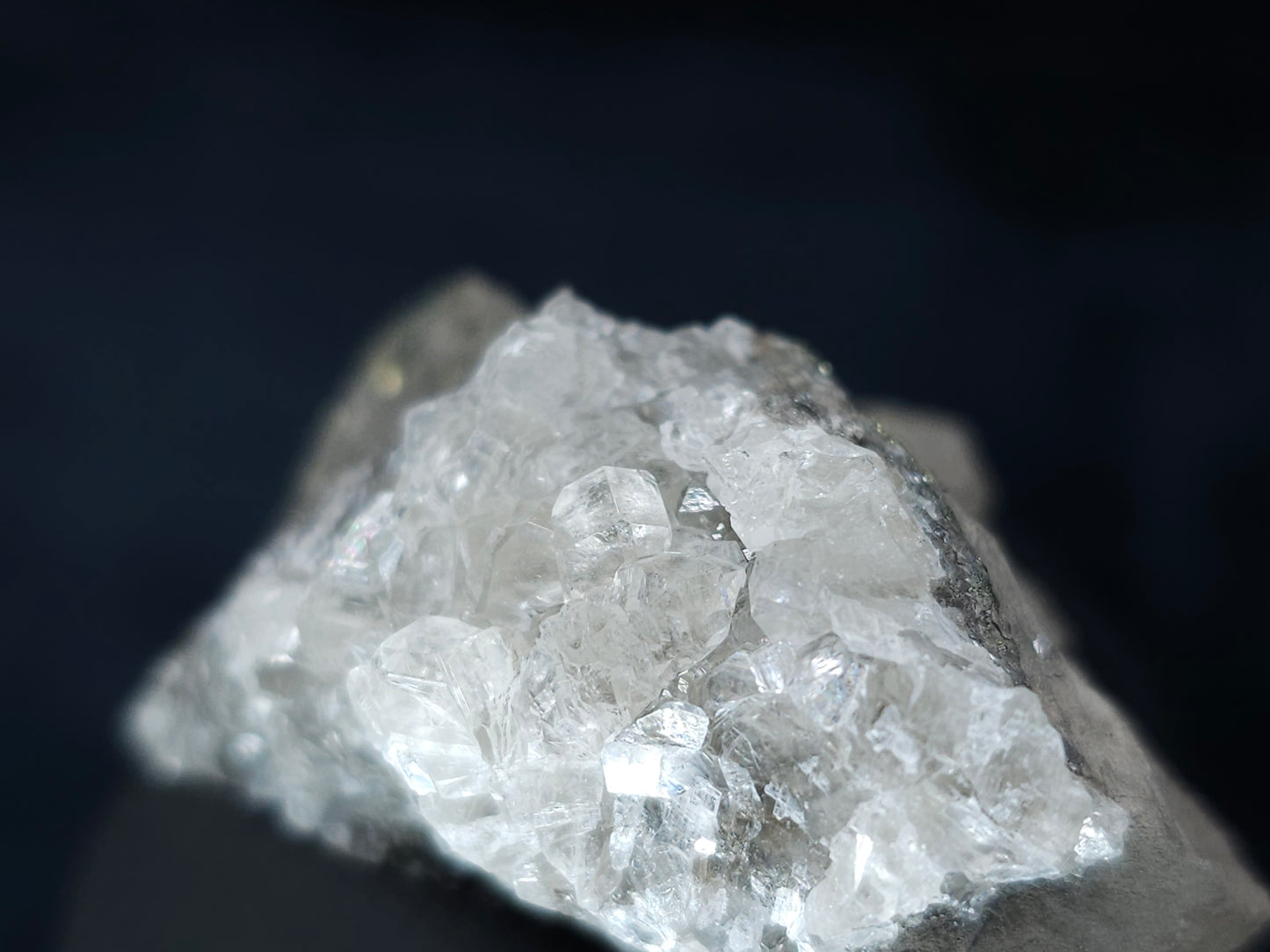 #33643 Super clear Nailhead Spar Calcite tiny cluster and Chalcopyrite ore and multiple small fossils in the matrix