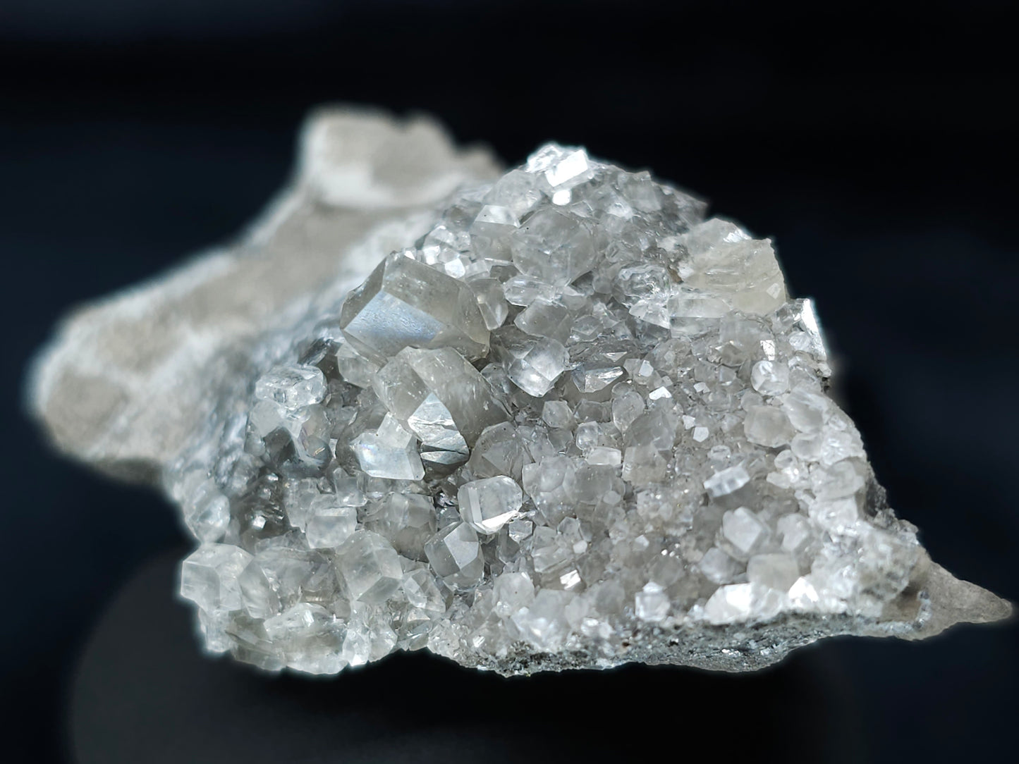 #33653 Super clear Nailhead Spar Calcite tiny cluster