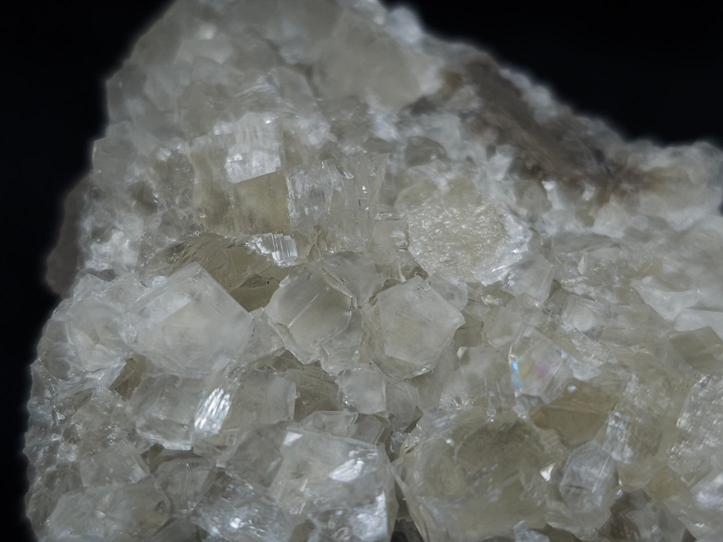 #33654 Super clear Nailhead Spar Calcite tiny cluster