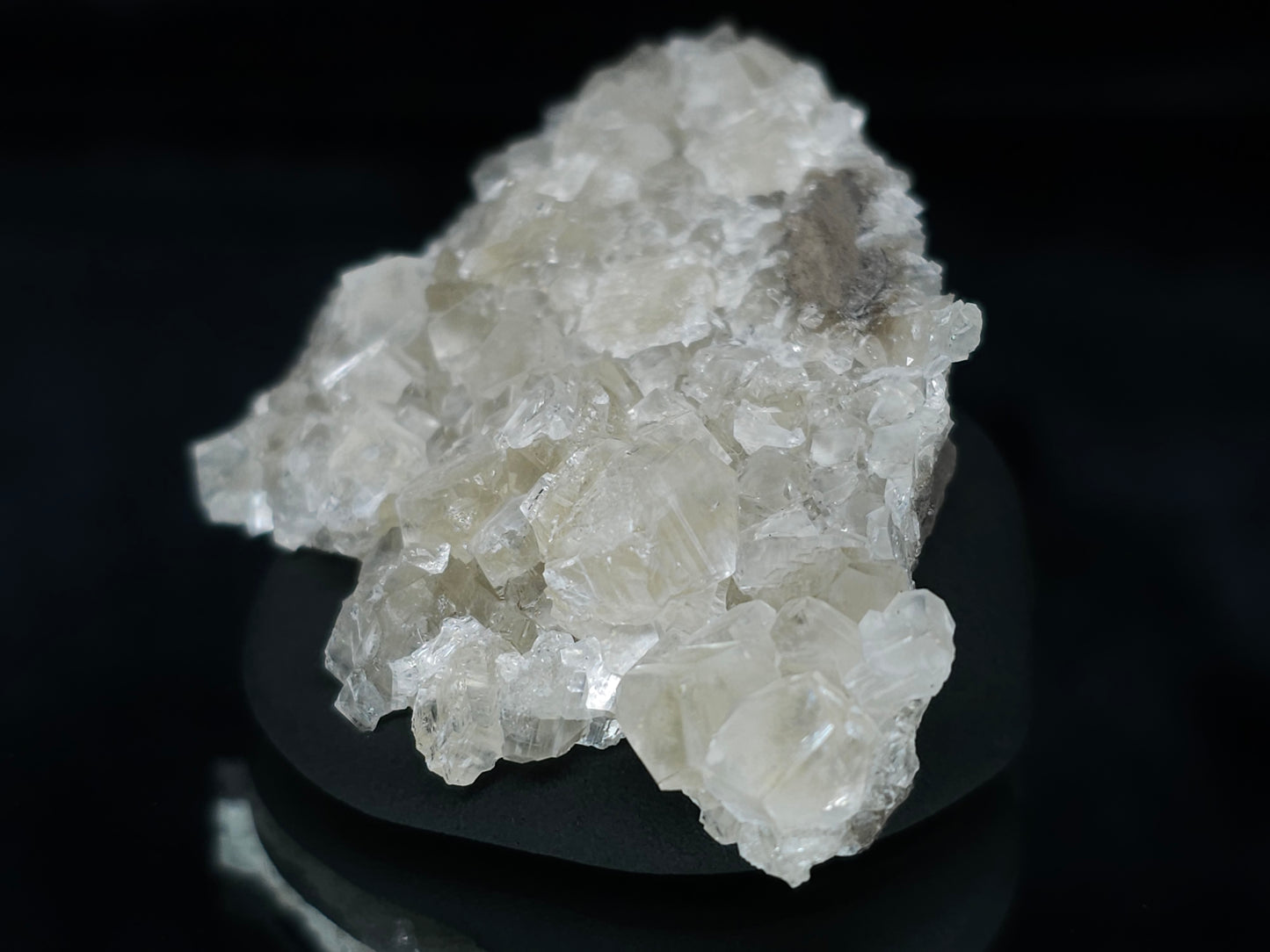 #33654 Super clear Nailhead Spar Calcite tiny cluster