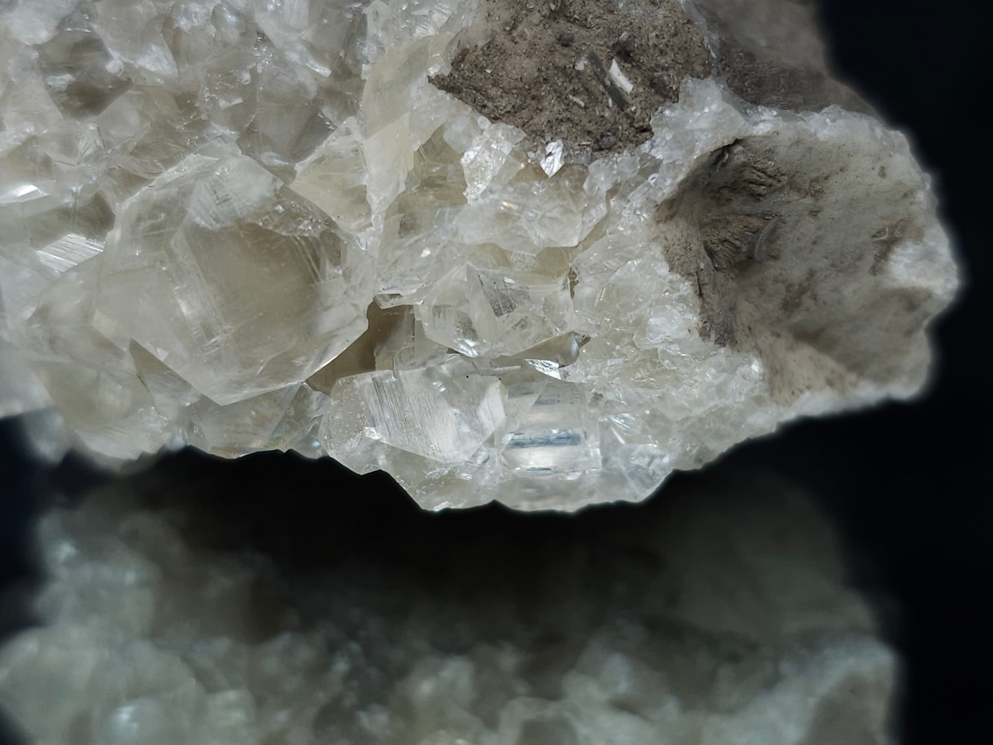 #33655 Super clear Nailhead Spar Calcite cluster and Chalcopyrite ore and multiple small fossils in the matrix