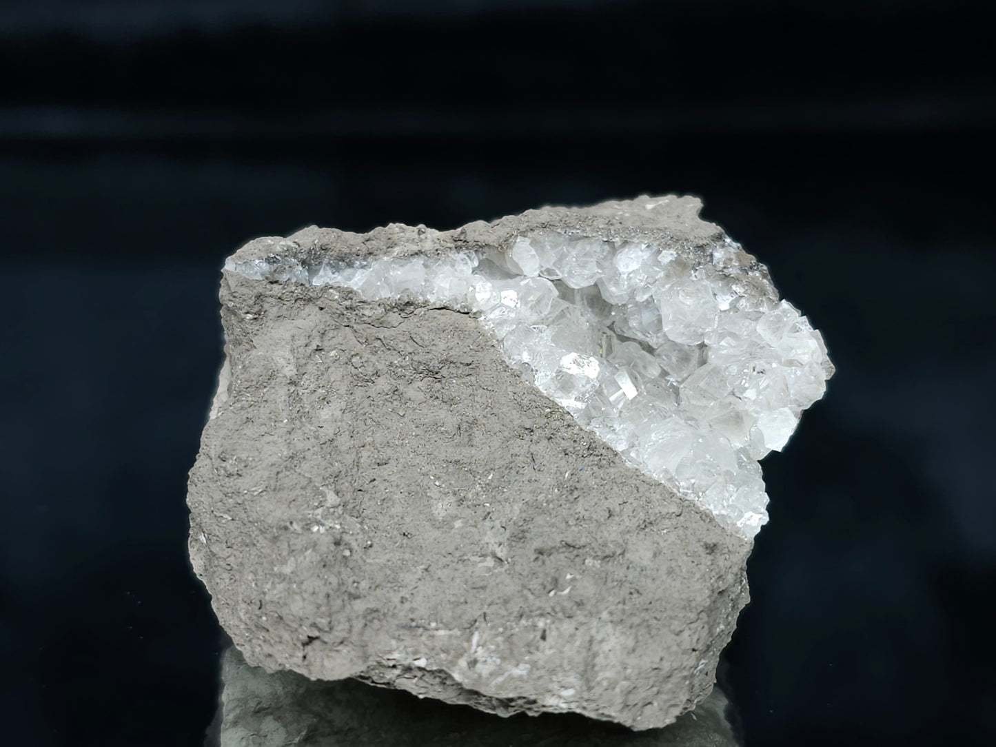 #33656  Super clear Nailhead Spar Calcite cluster and Chalcopyrite ore and multiple small fossils in the matrix