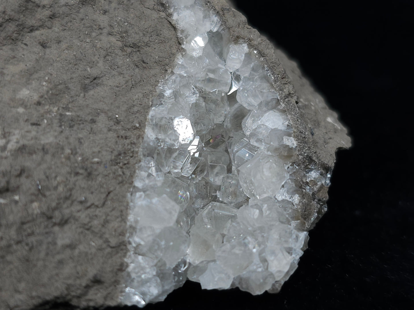 #33656  Super clear Nailhead Spar Calcite cluster and Chalcopyrite ore and multiple small fossils in the matrix