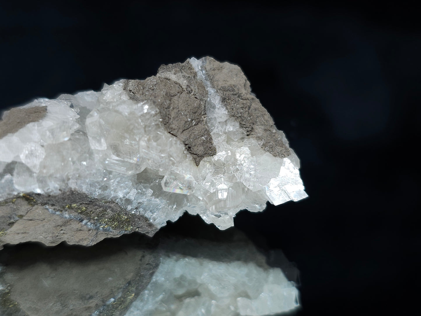#33657 Super clear Nailhead Spar Calcite cluster and  Chalcopyrite ore and multiple small fossils in the matrix