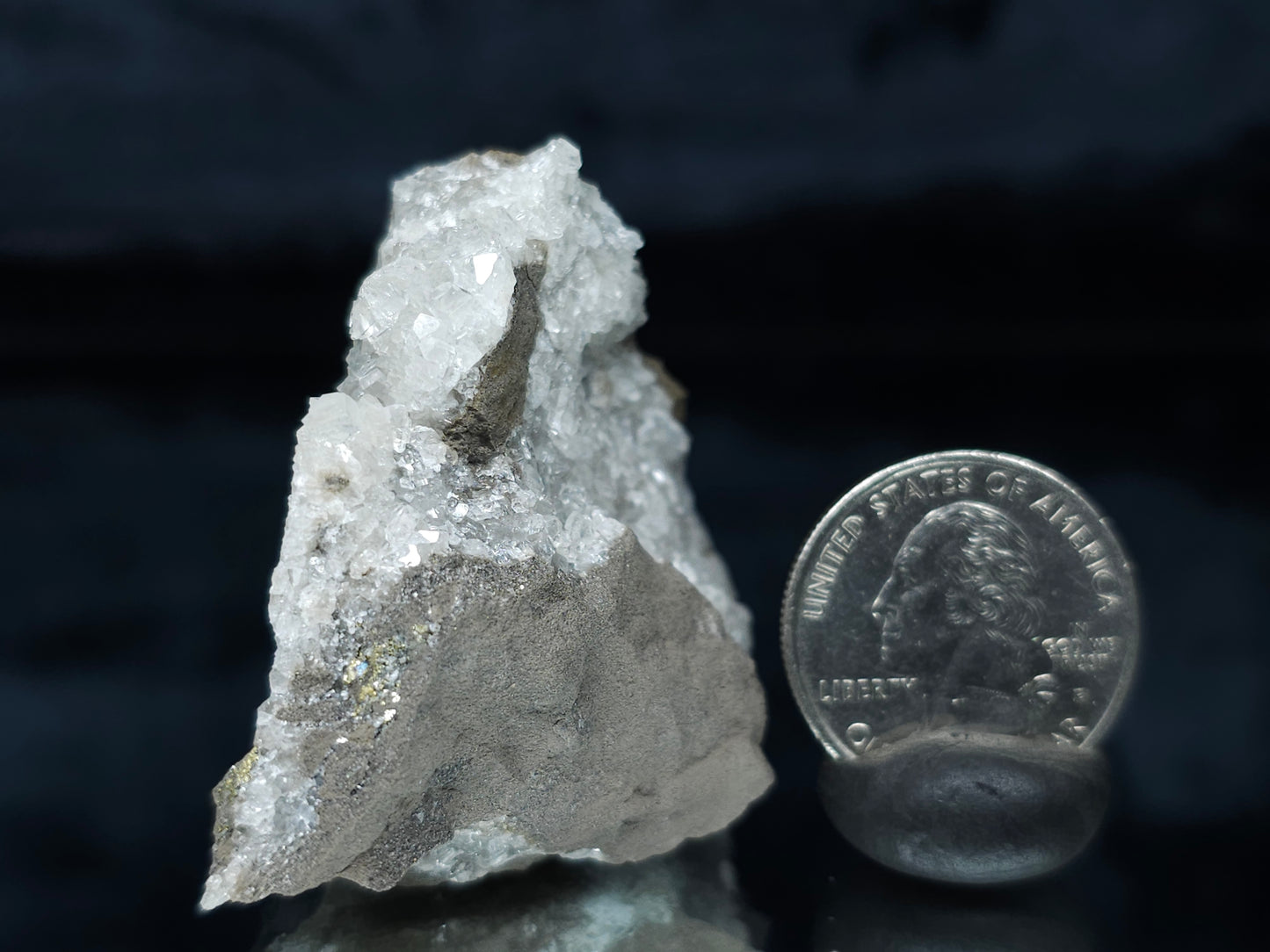 #33659 Super clear Nailhead Spar Calcite cluster and Chalcopyrite ore and multiple small fossils in the matrix