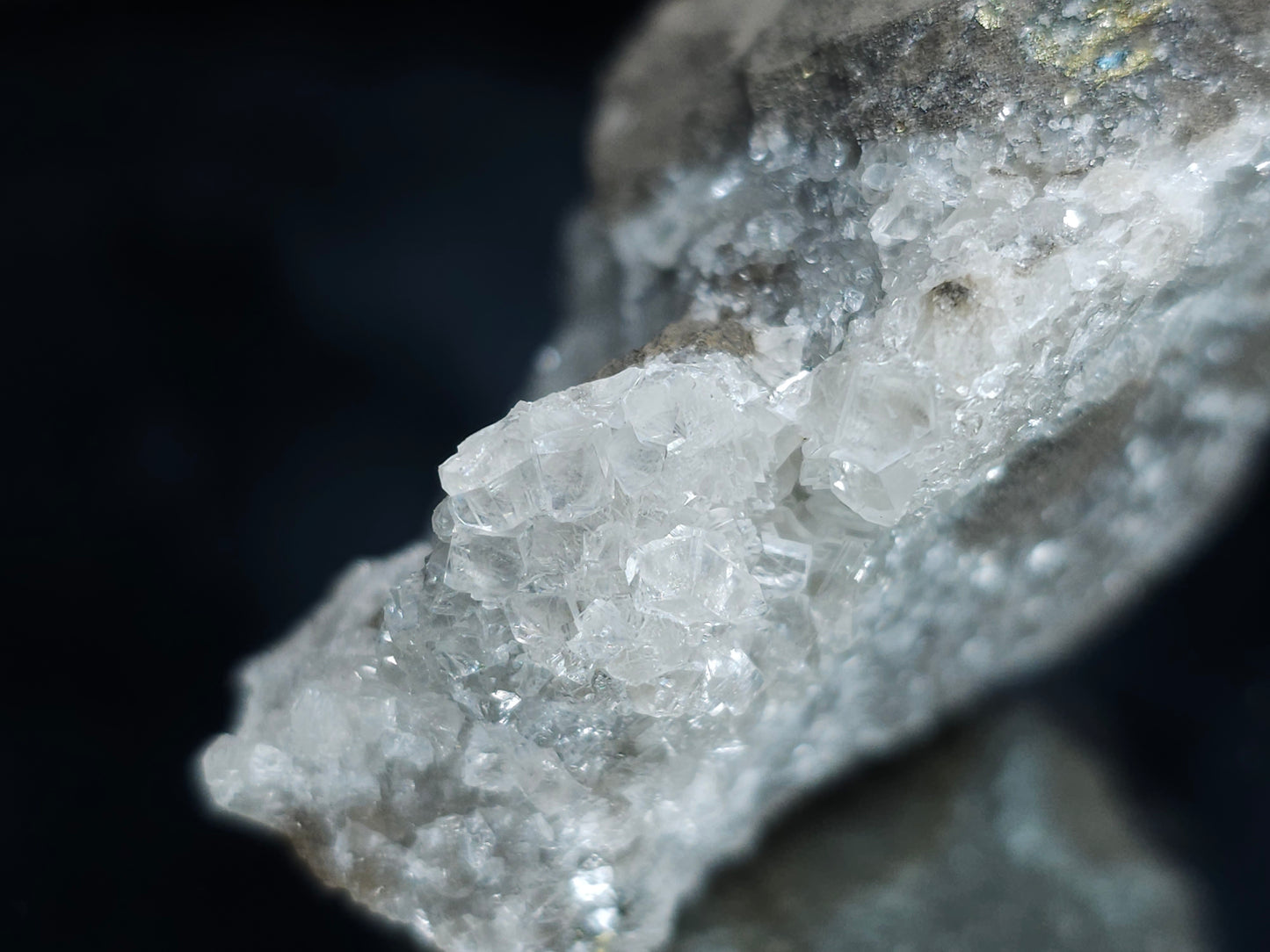 #33659 Super clear Nailhead Spar Calcite cluster and Chalcopyrite ore and multiple small fossils in the matrix