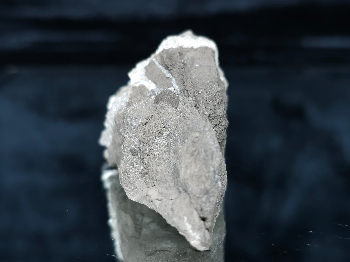 #33660 Super clear Nailhead Spar Calcite cluster and Chalcopyrite ore and multiple small fossils in the matrix