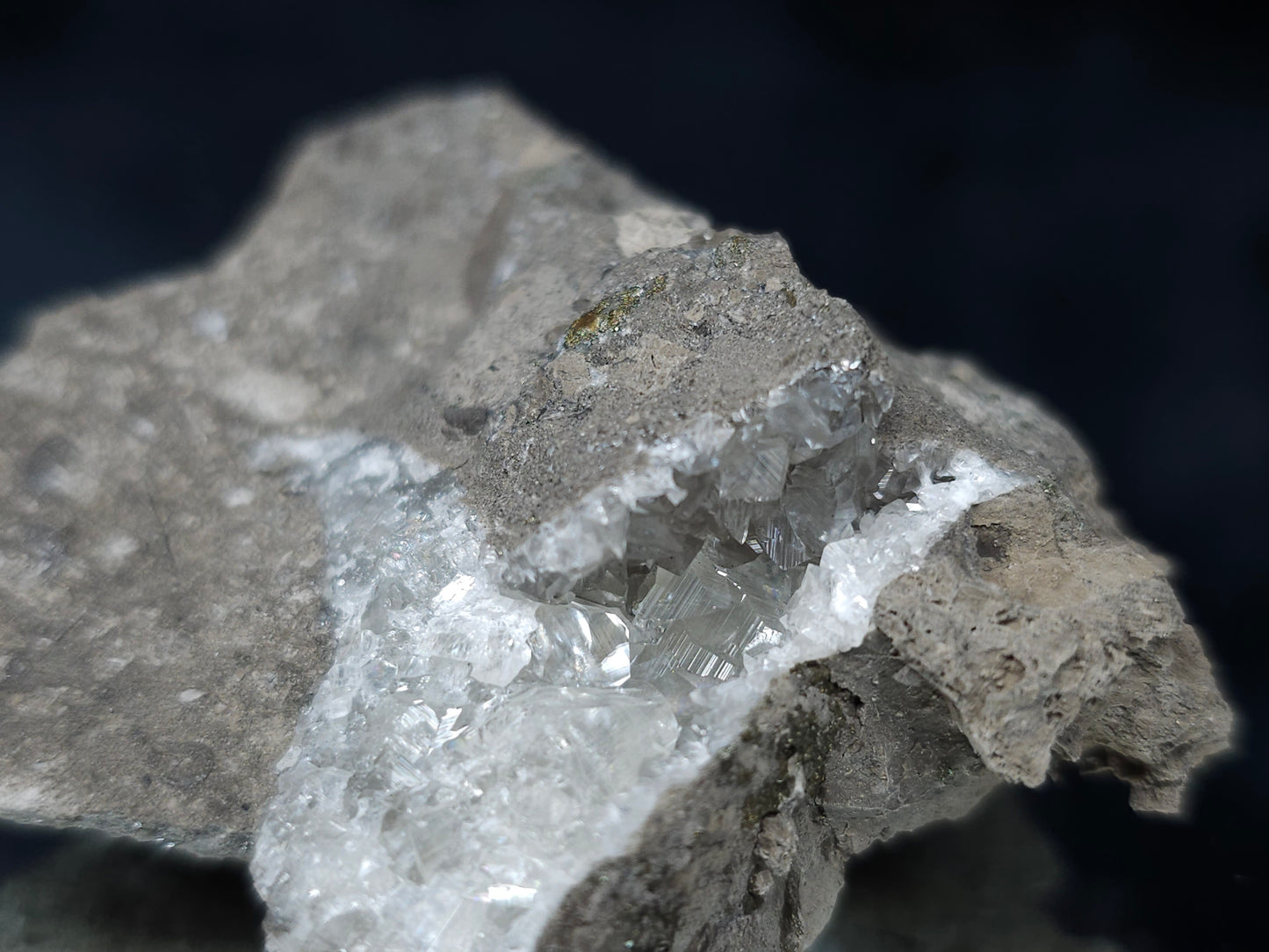 #33661 Super clear Nailhead Spar Calcite cluster and  Chalcopyrite ore and multiple small fossils in the matrix