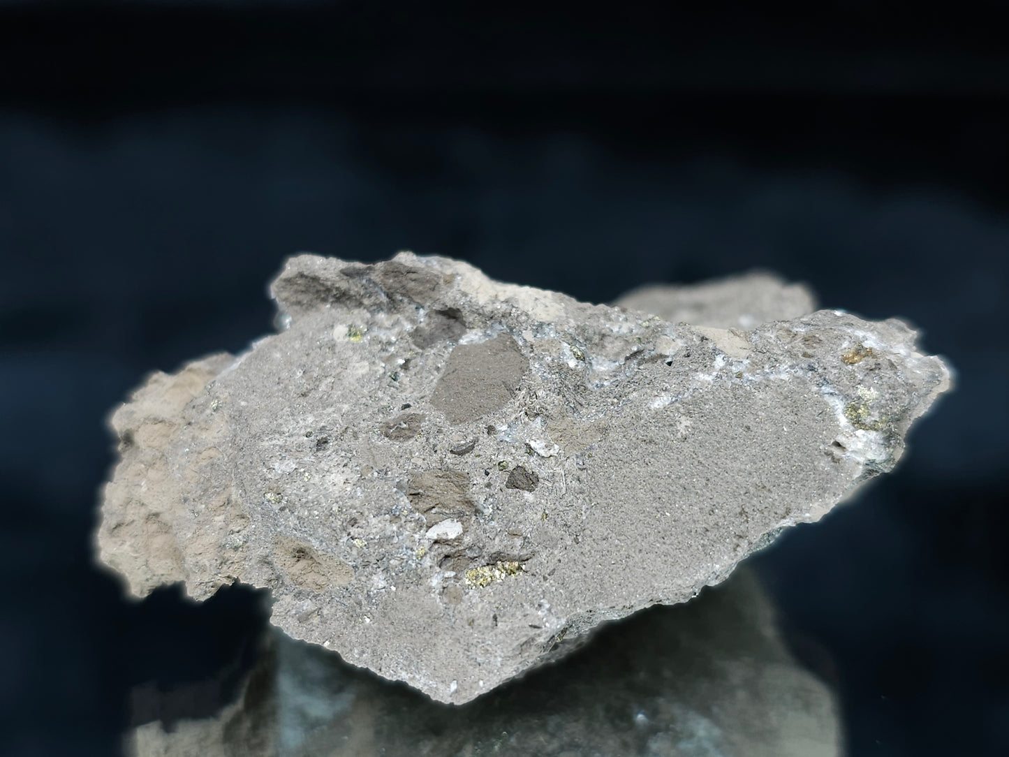 #33661 Super clear Nailhead Spar Calcite cluster and  Chalcopyrite ore and multiple small fossils in the matrix