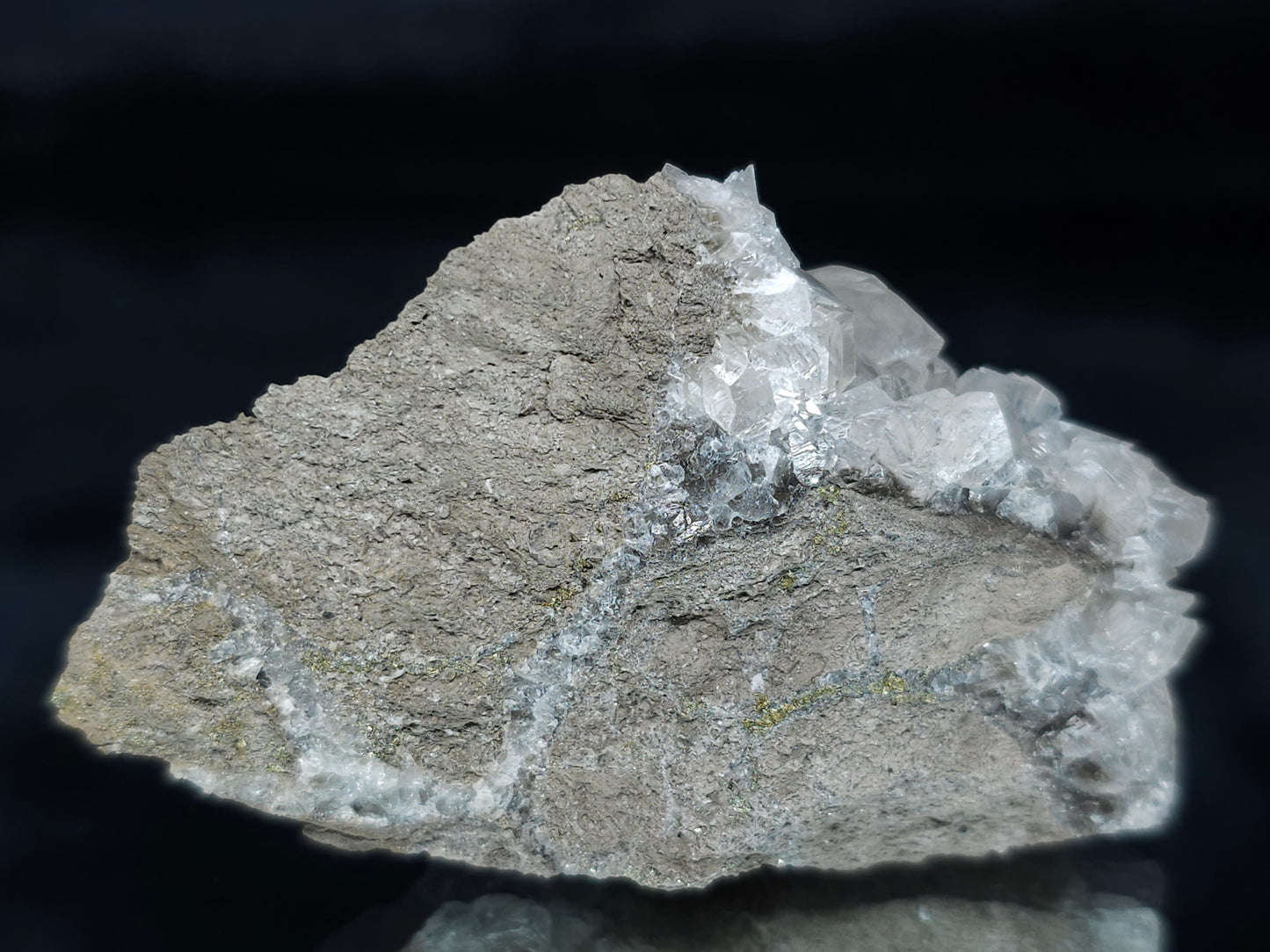 #33663 Super clear Nailhead Spar Calcite cluster and Chalcopyrite ore and multiple small fossils in the matrix