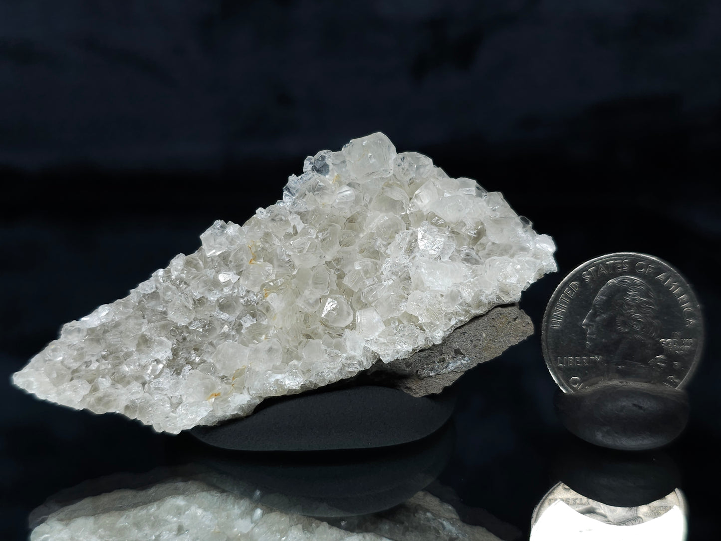 #33664 Super clear Nailhead Spar Calcite cluster