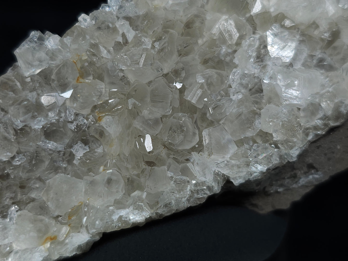 #33664 Super clear Nailhead Spar Calcite cluster