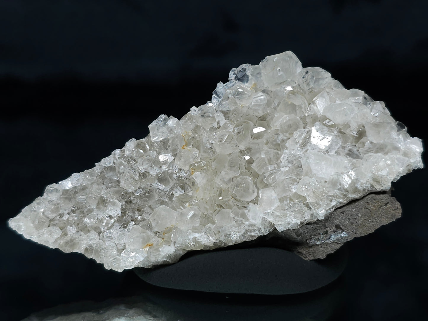 #33664 Super clear Nailhead Spar Calcite cluster
