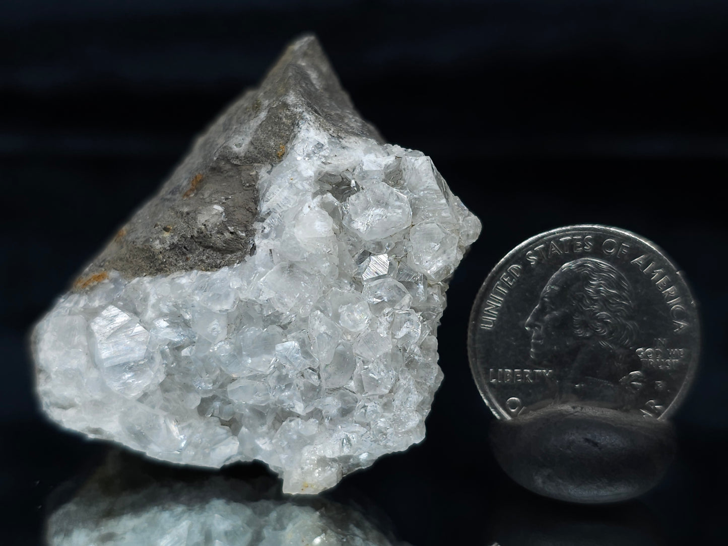 #33668 Super clear Nailhead Spar Calcite cluster