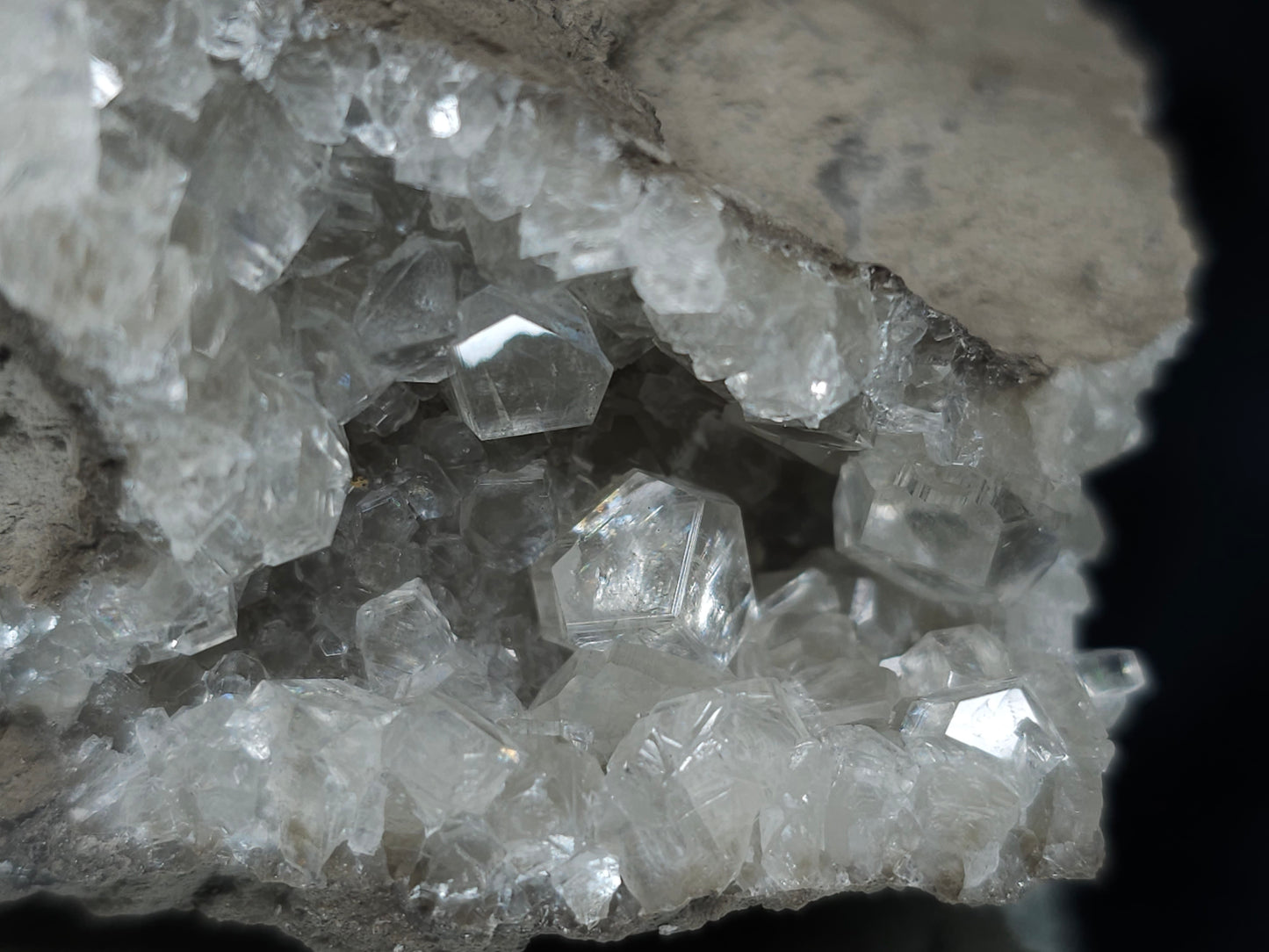 #33670 Super clear Nailhead Spar Calcite goede