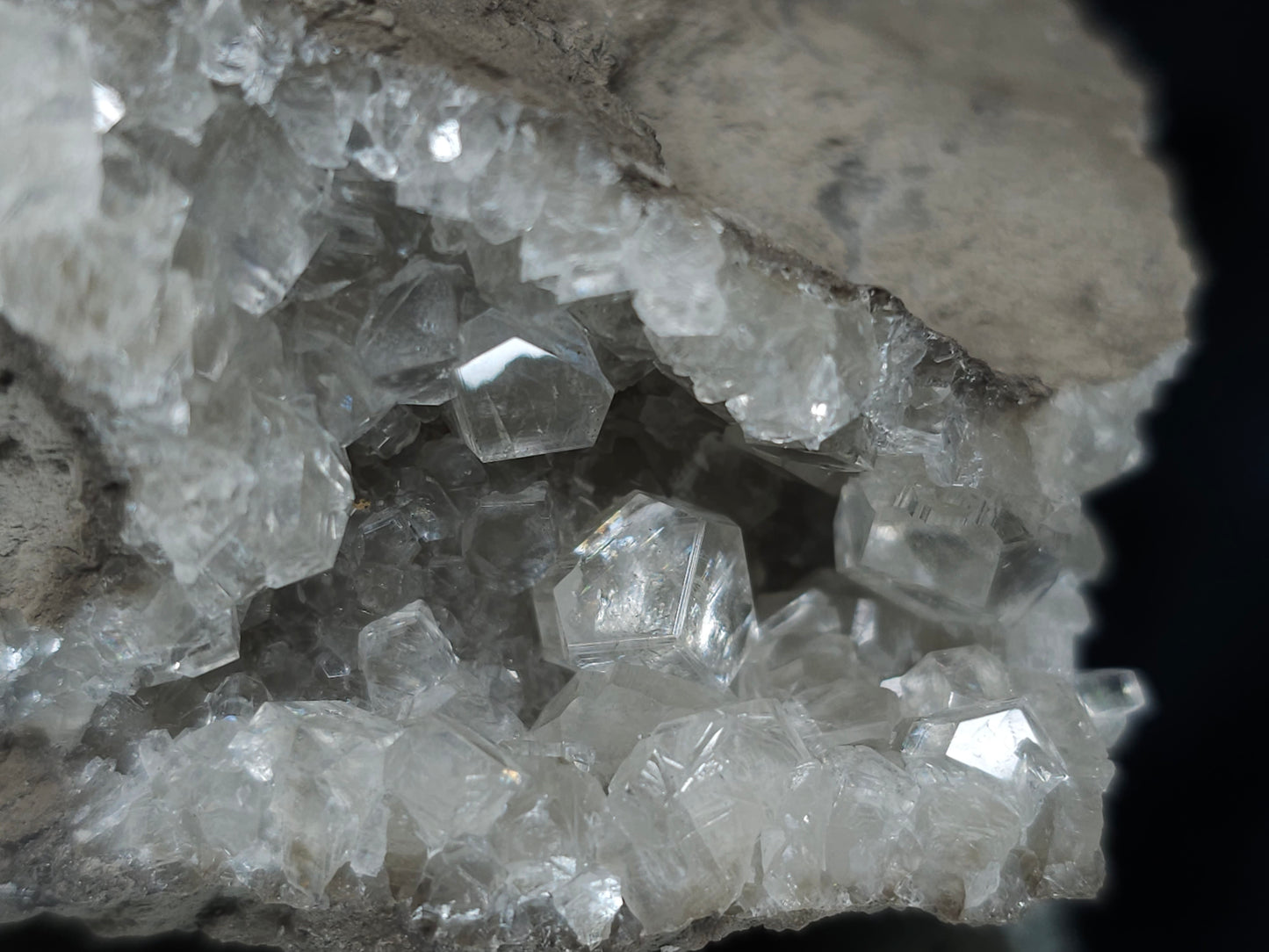 #33670 Super clear Nailhead Spar Calcite goede