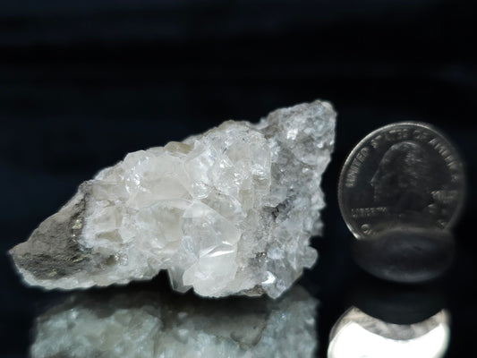 #33671 Super clear Nailhead Spar Calcite cluster