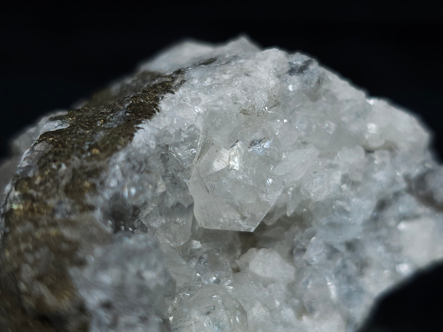 #33672 Super clear Nailhead Spar Calcite cluster and Chalcopyrite ore and multiple small fossils in the matrix