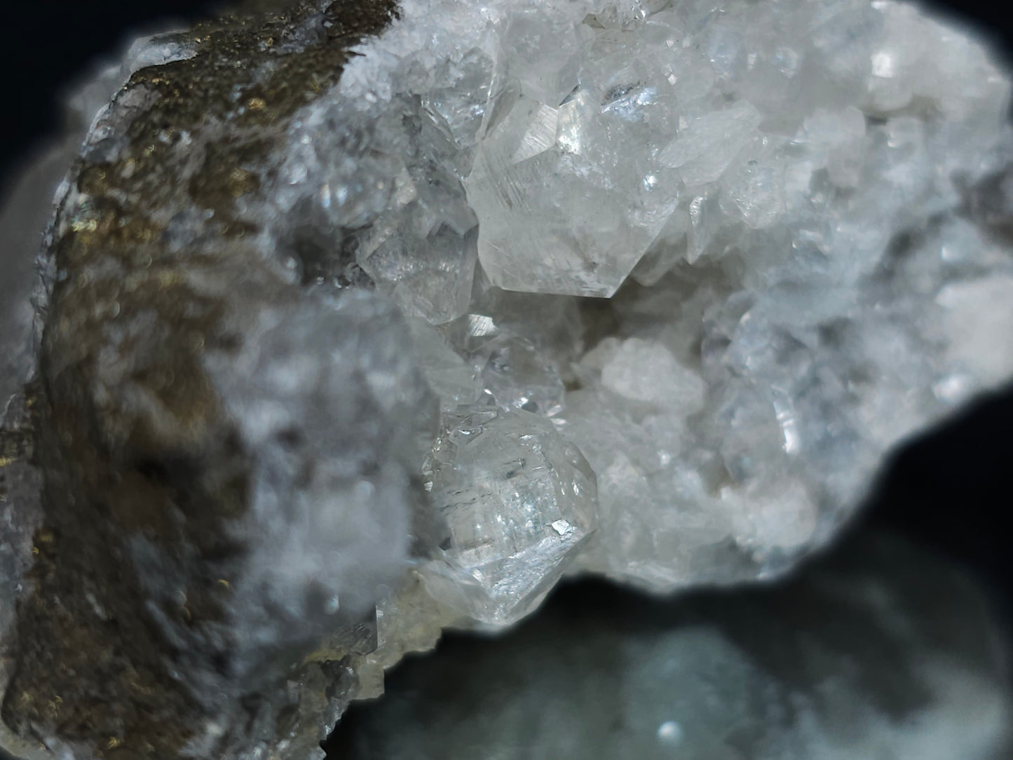 #33672 Super clear Nailhead Spar Calcite cluster and Chalcopyrite ore and multiple small fossils in the matrix