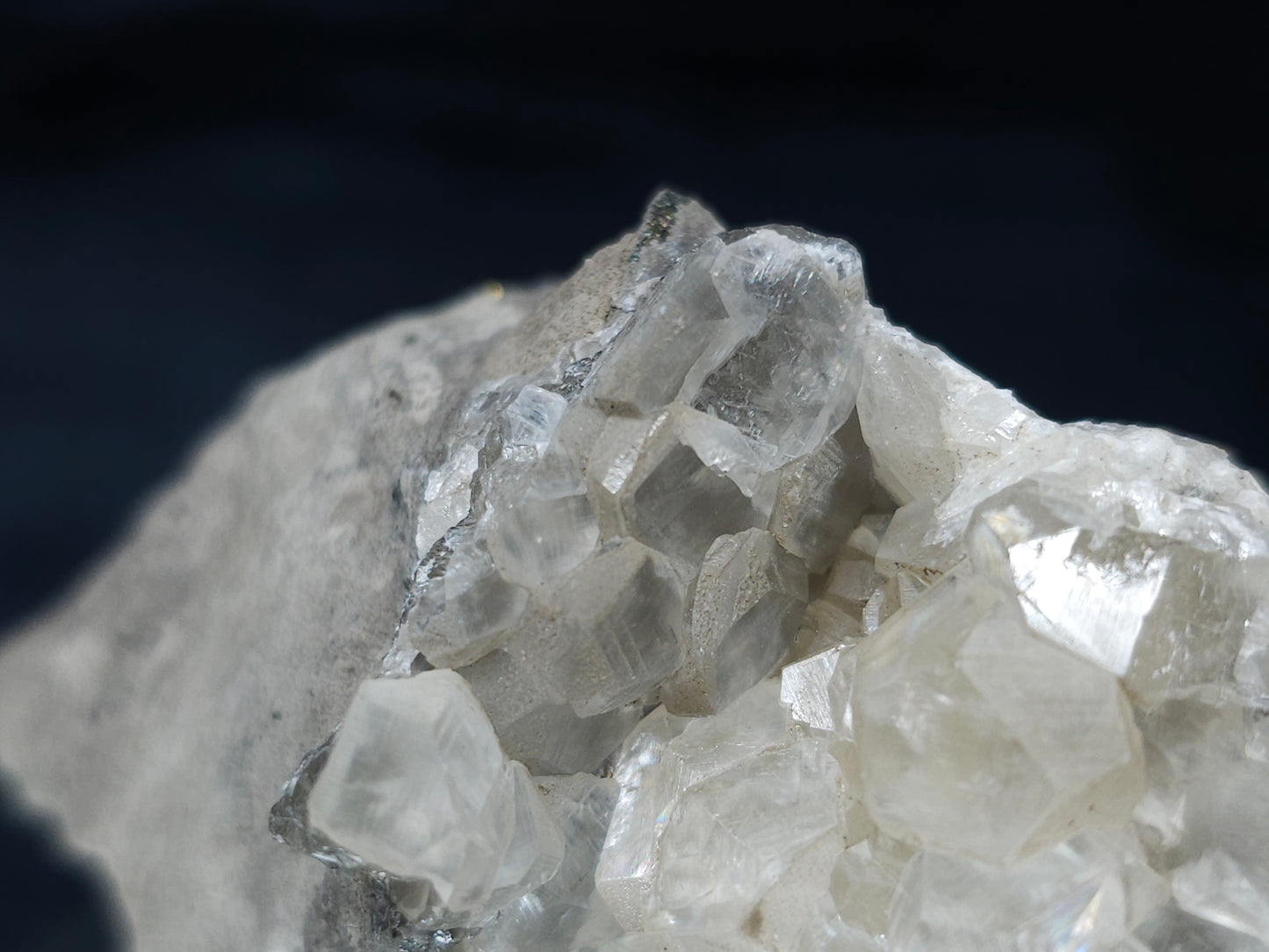 #33674 Super clear Nailhead Spar Calcite cluster and Chalcopyrite ore and multiple small fossils in the matrix