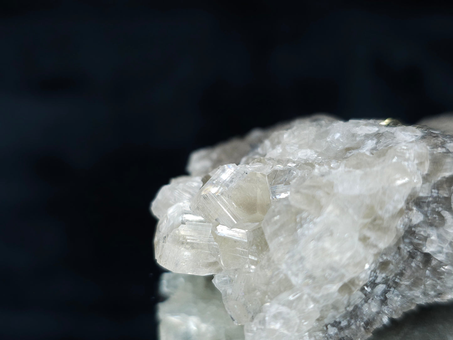 #33676 Super clear Nailhead Spar Calcite cluster and Chalcopyrite ore and multiple small fossils in the matrix