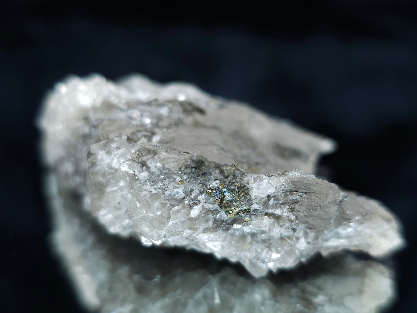 #33676 Super clear Nailhead Spar Calcite cluster and Chalcopyrite ore and multiple small fossils in the matrix