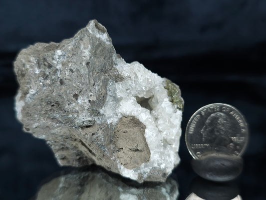 #33679 Super clear Nailhead Spar Calcite geode and Chalcopyrite ore and multiple small fossils in the matrix
