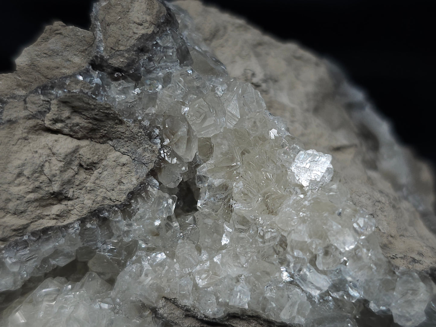 #33681  Super clear Nailhead Spar Calcite cluster and geode it also have Chalcopyrite ore and multiple small fossils in the matrix