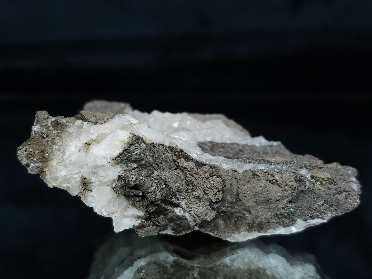 #33680  Super clear Nailhead Spar Calcite cluster and Chalcopyrite ore and multiple small fossils in the matrix