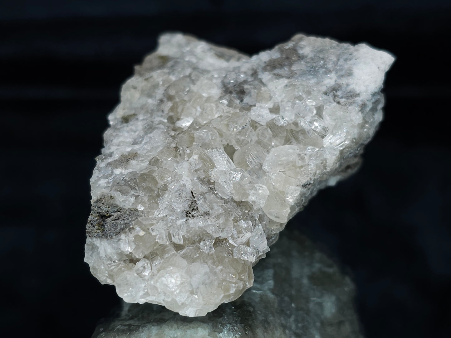 #33684 Super clear Nailhead Calcite Spar cluster and Chalcopyrite ore and multiple small fossils in the matrix